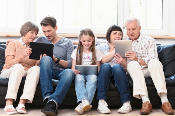 Strengthening family ties through online gaming